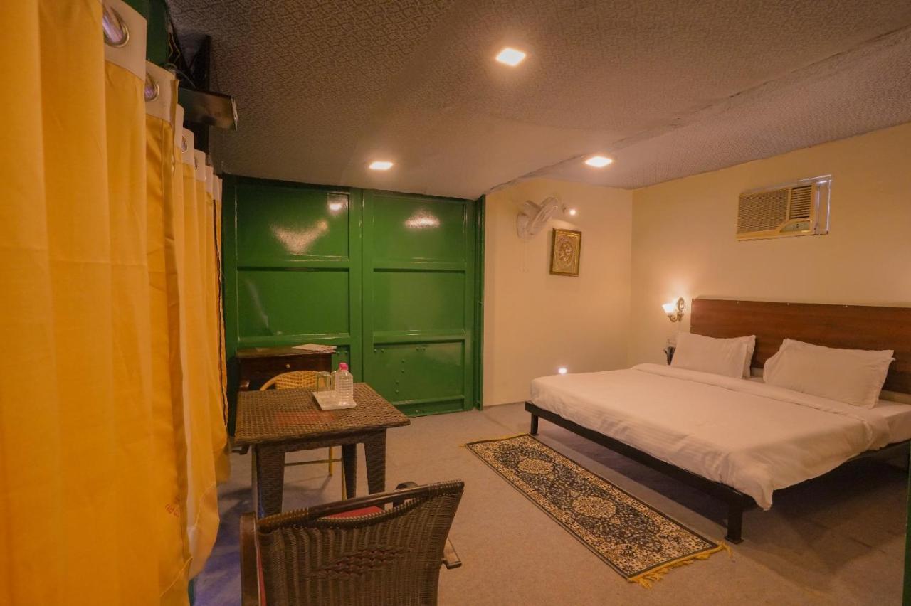 Royal Ocean Resort ジャイプール エクステリア 写真