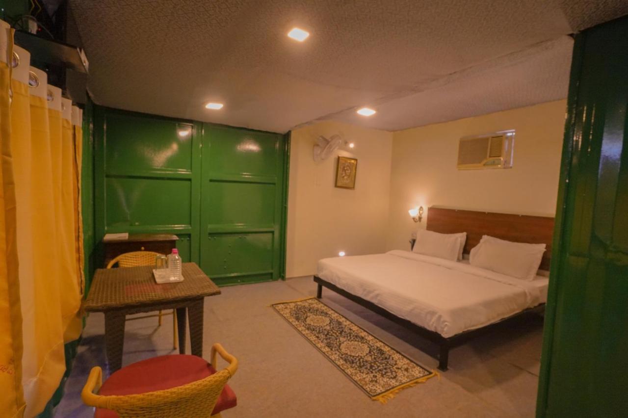 Royal Ocean Resort ジャイプール エクステリア 写真